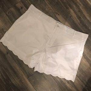 LAUREN JAMES SCALLOPED SHORTS
